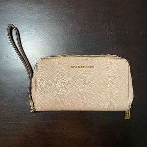 Michael Kors large leather wristlet